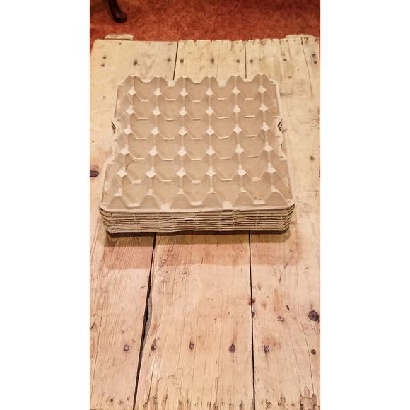 Vintage Egg Crate, Wood Slats, Humpty Dumpty, Farmhouse Kitchen Storage Decor - Picture 5 of 5